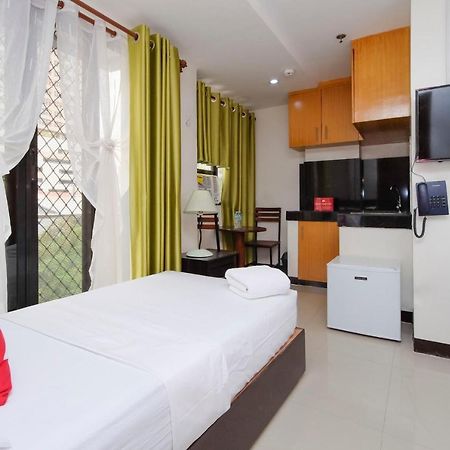 Zen Rooms Time Travellers Makati Makati City Bagian luar foto