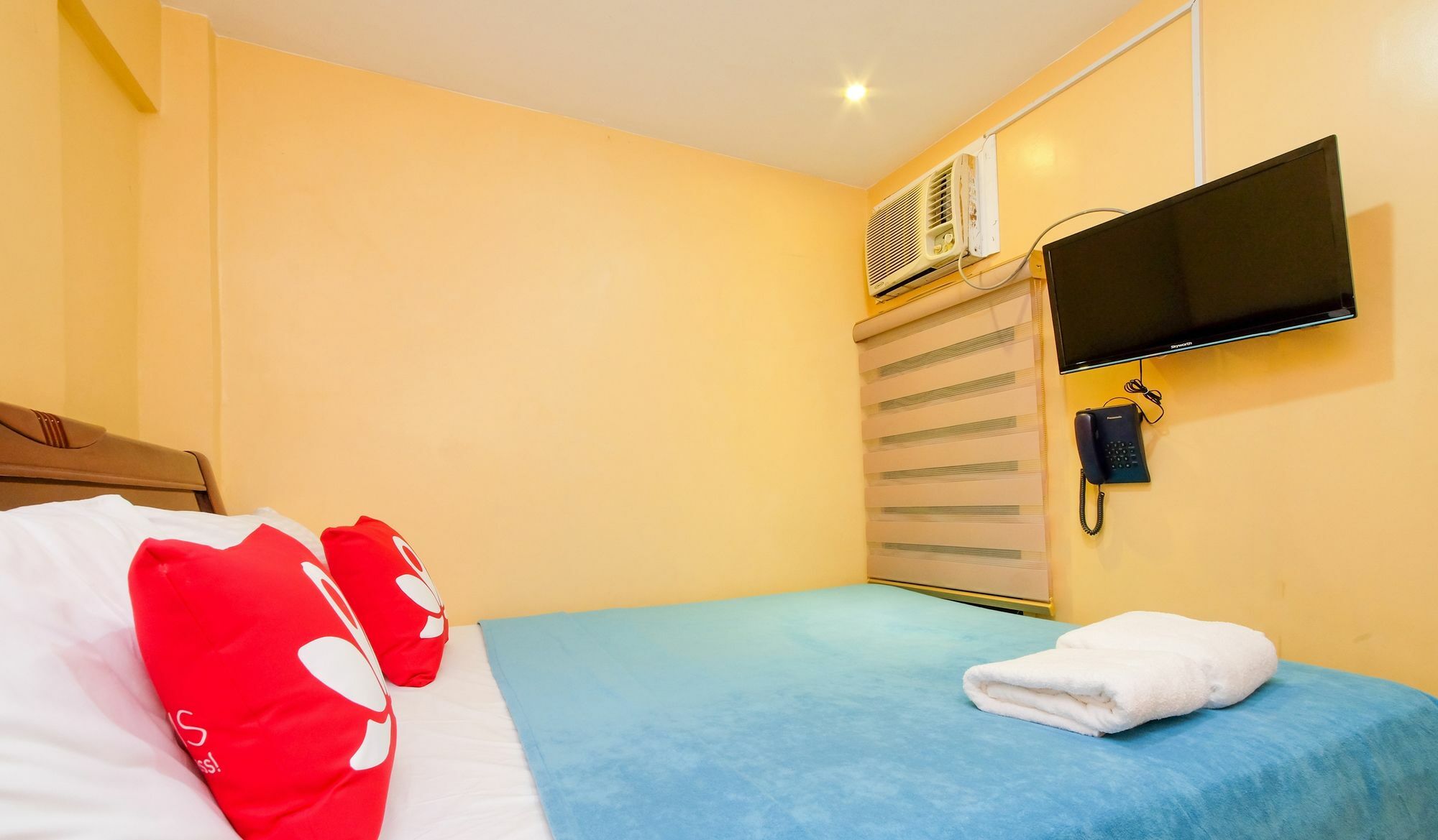 Zen Rooms Time Travellers Makati Makati City Bagian luar foto
