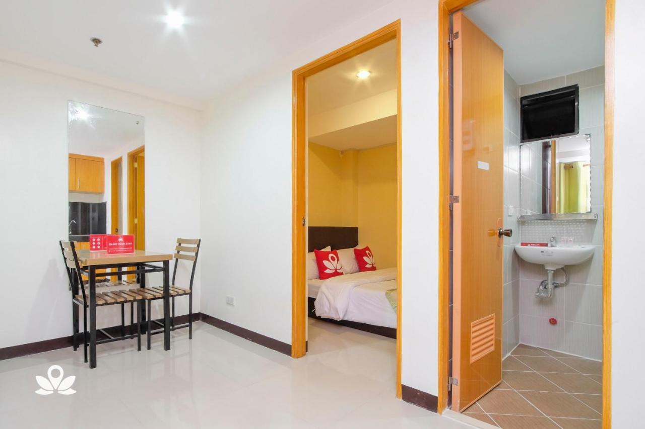 Zen Rooms Time Travellers Makati Makati City Bagian luar foto