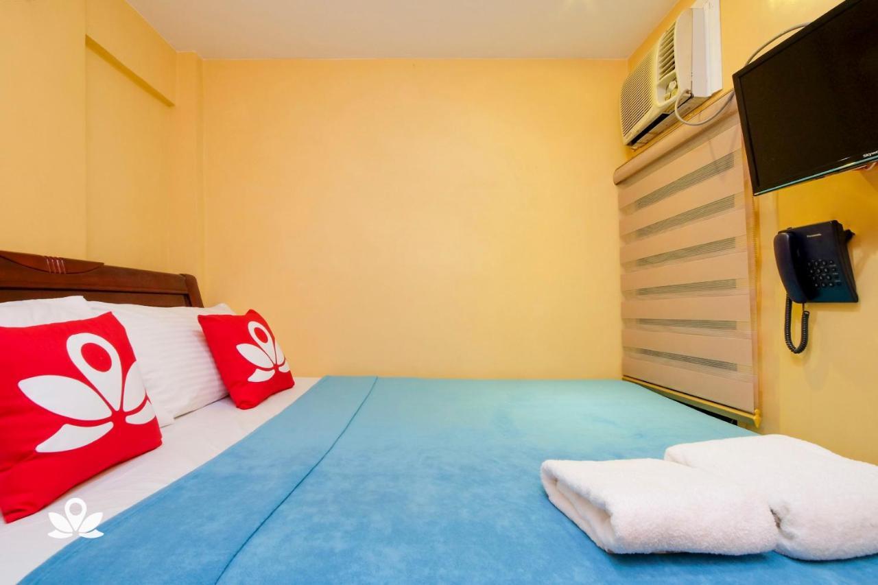 Zen Rooms Time Travellers Makati Makati City Bagian luar foto