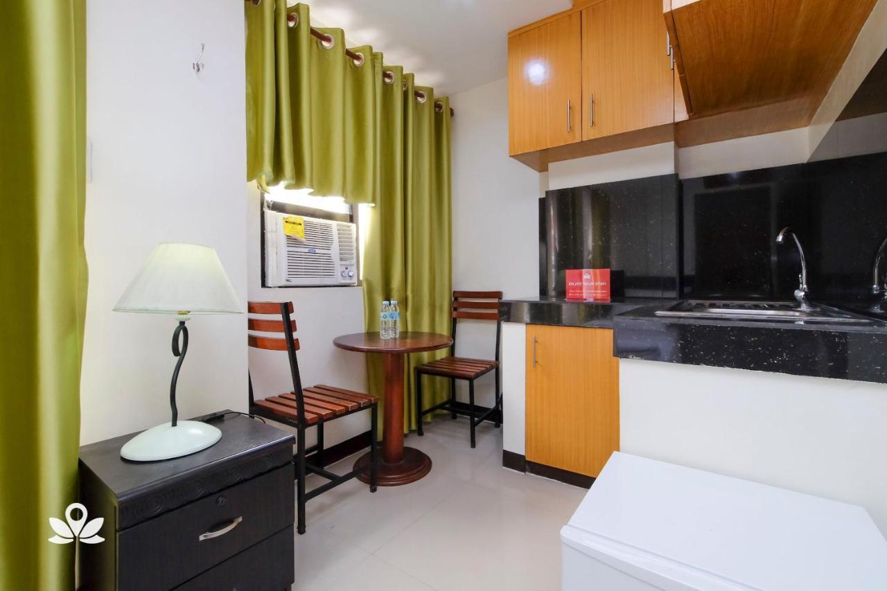 Zen Rooms Time Travellers Makati Makati City Bagian luar foto